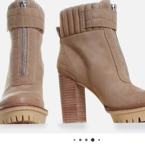 Vince Camuto ankle bootie